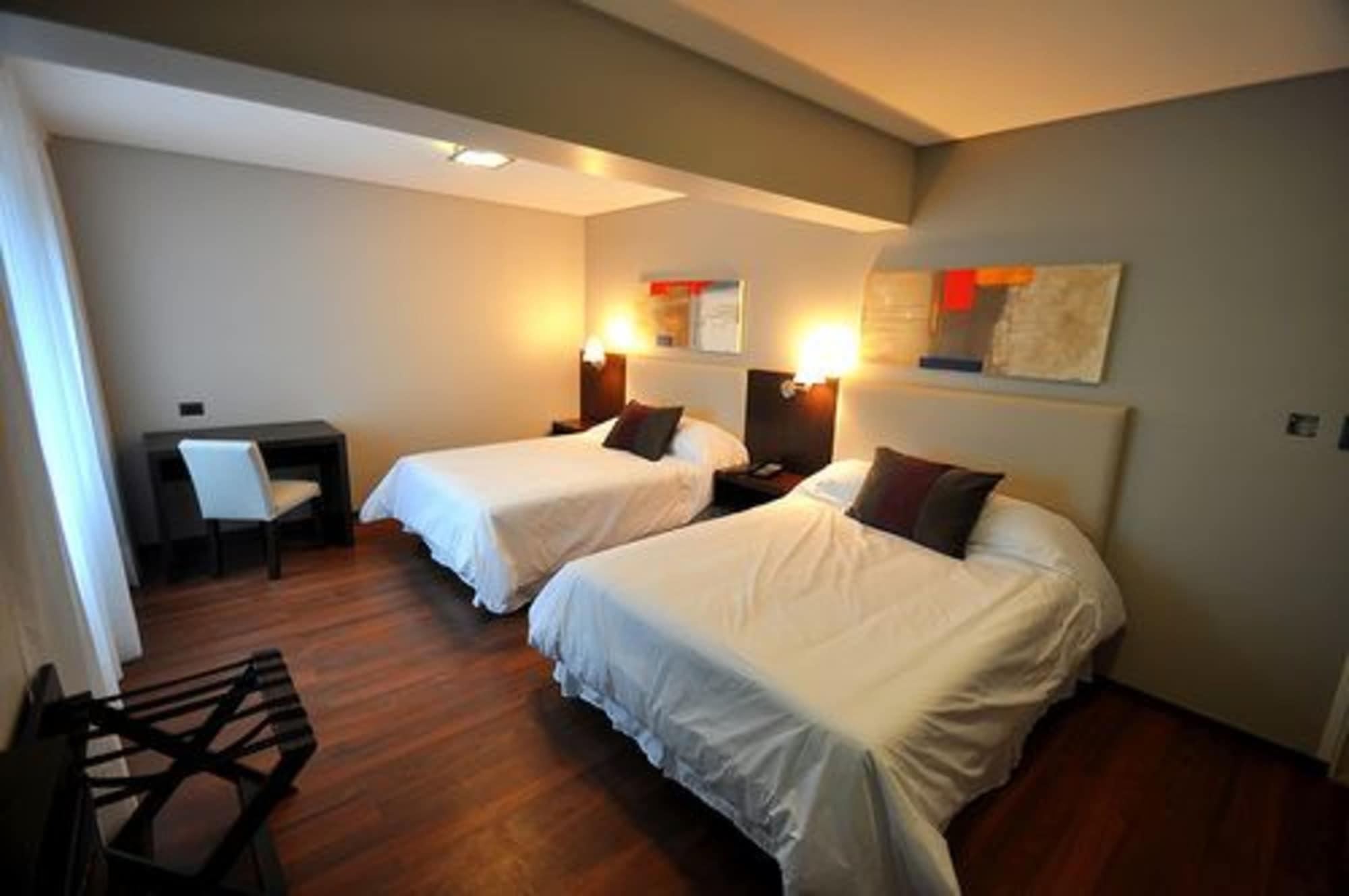 Hotel Bicentenario Suites & Spa San Miguel de Tucumán Extérieur photo