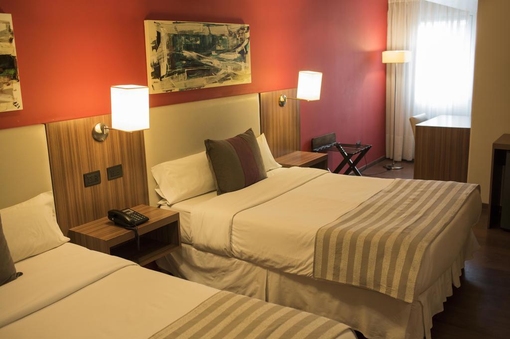 Hotel Bicentenario Suites & Spa San Miguel de Tucumán Chambre photo
